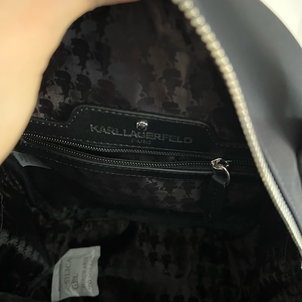 ABSOLUTELY NEW backpack - Picture 3 of 8